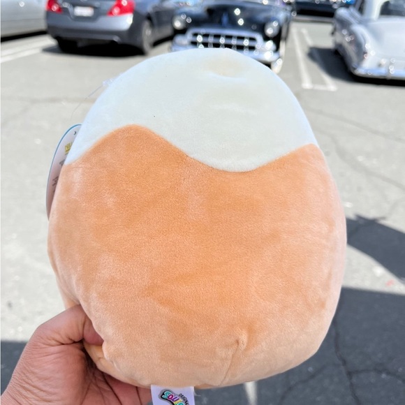 New! Squishmallow “Chanel” the Cinnamon Bun - Picture 2 of 3